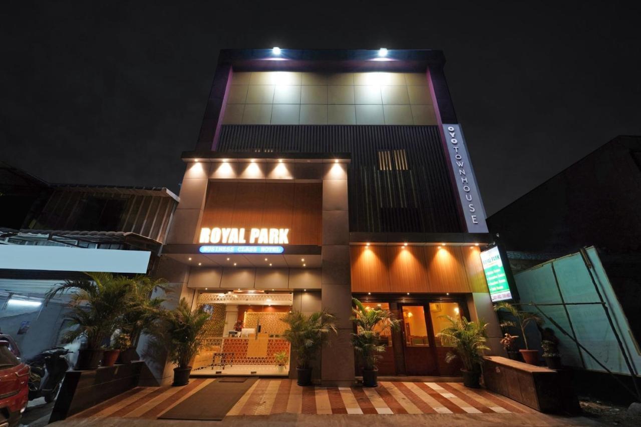 Collection O Mount Road Rich Mount Near Marina Beach Hotel Chennai Ngoại thất bức ảnh