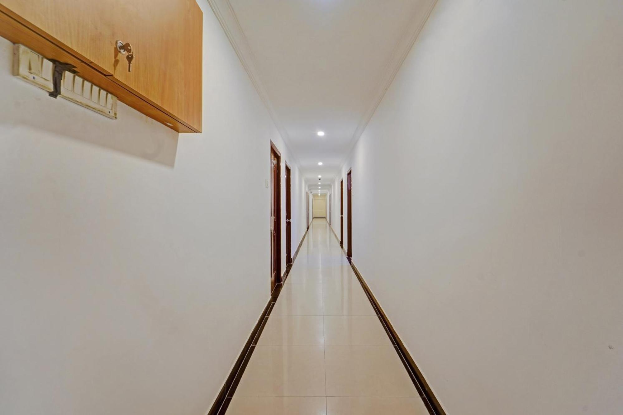 Collection O Mount Road Rich Mount Near Marina Beach Hotel Chennai Ngoại thất bức ảnh