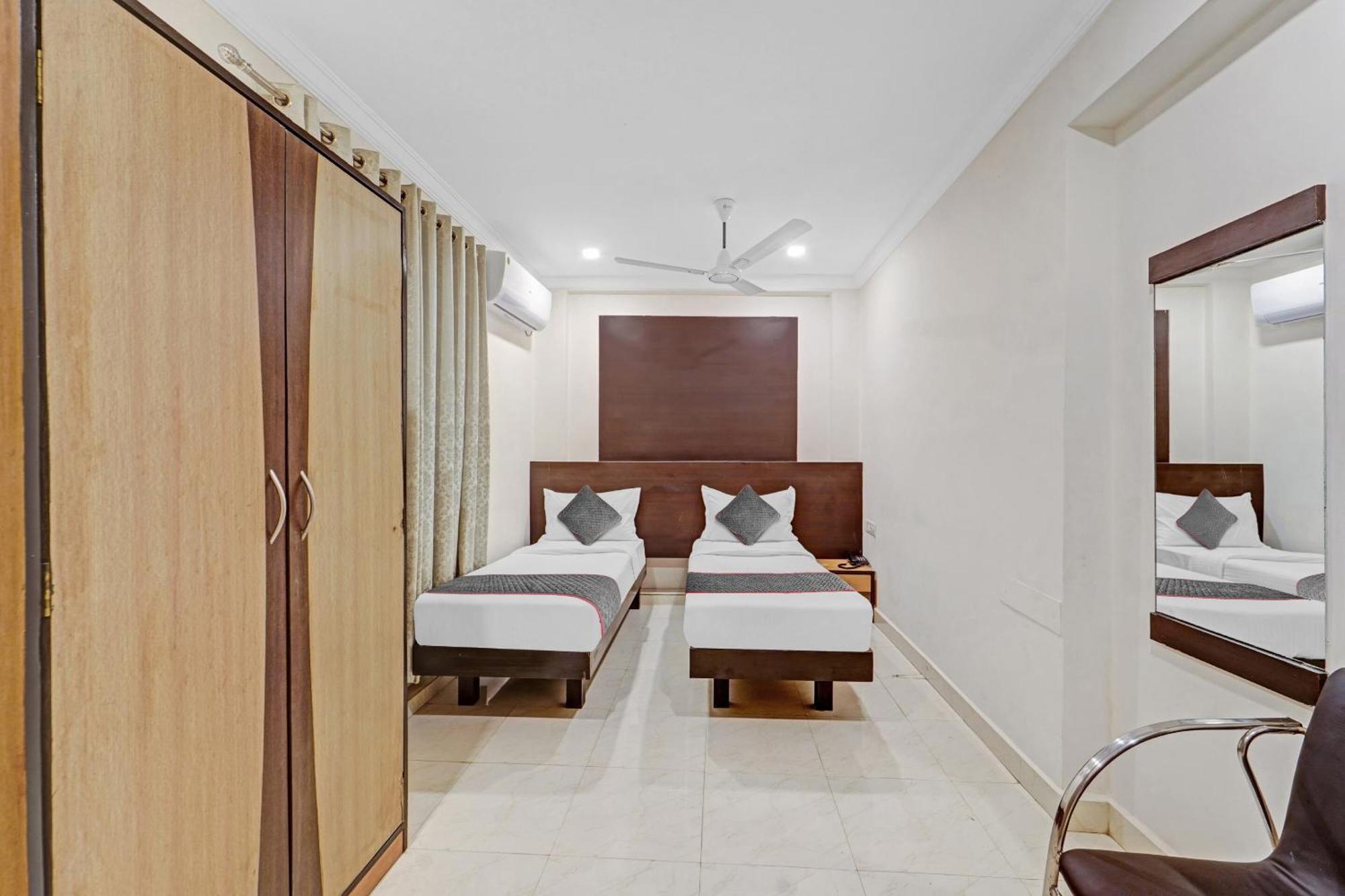 Collection O Mount Road Rich Mount Near Marina Beach Hotel Chennai Ngoại thất bức ảnh