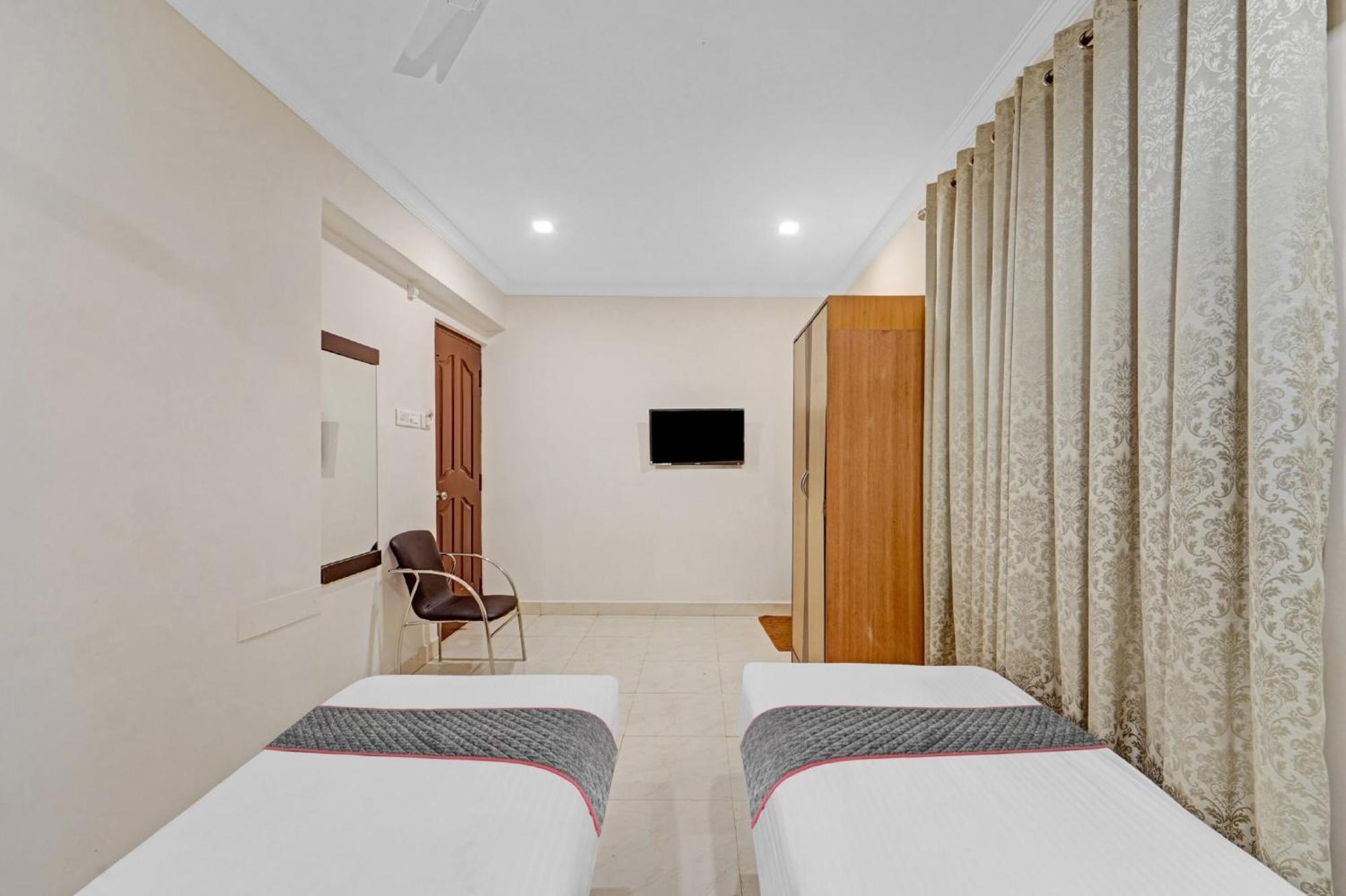 Collection O Mount Road Rich Mount Near Marina Beach Hotel Chennai Ngoại thất bức ảnh