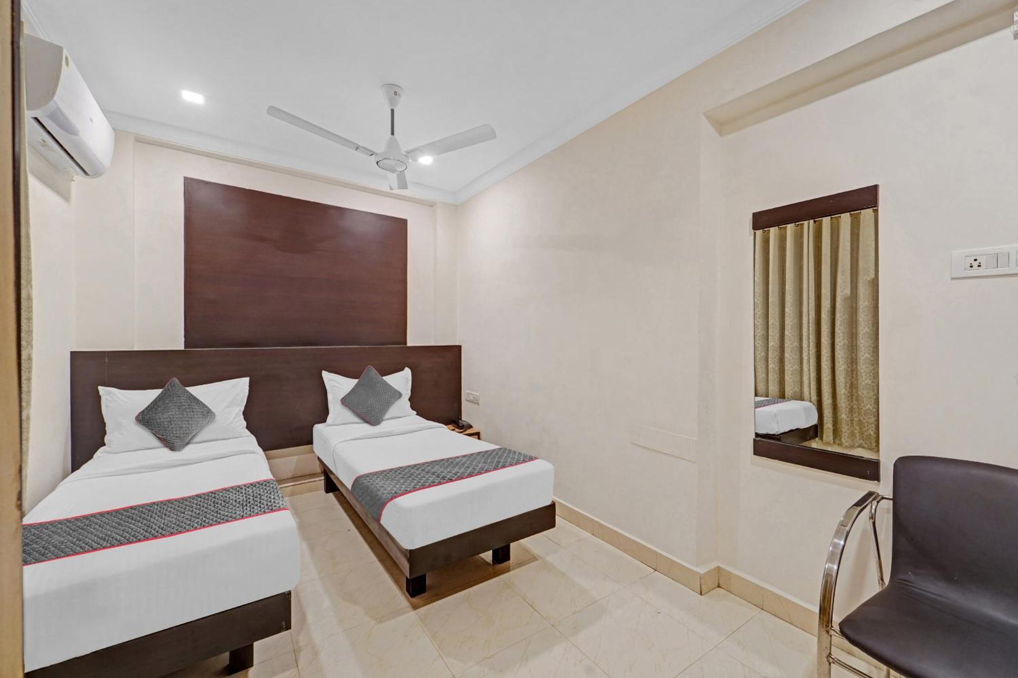 Collection O Mount Road Rich Mount Near Marina Beach Hotel Chennai Ngoại thất bức ảnh